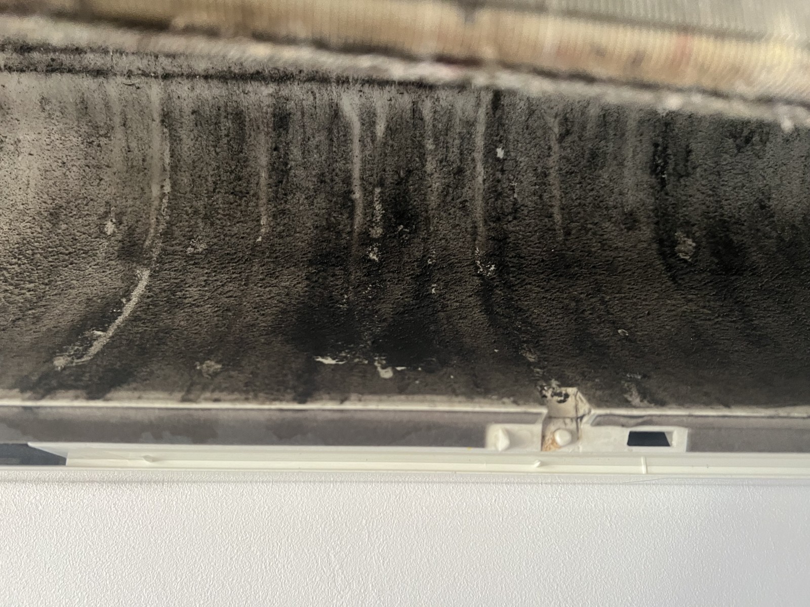 Entretien de climatisation réversible à Marignane proche de Vitroles