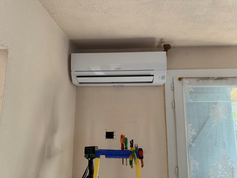 pose de climatisation réversible Mitsubishi Electric sur la commune de marignane 